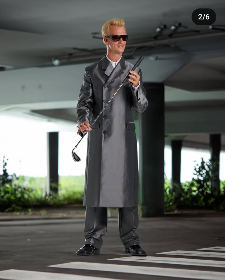 Modelo en revista - Esquire Italia - Número 28.